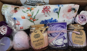 FLORAL MEADOWS - Gift Box (B)