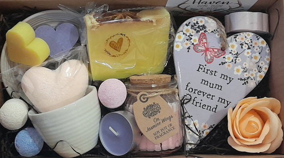 FIRST MY MUM  FOREVER MY FRIEND  - Gift Box