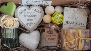 BEST WISHES ON YOUR WEDDING DAY - Gift Box