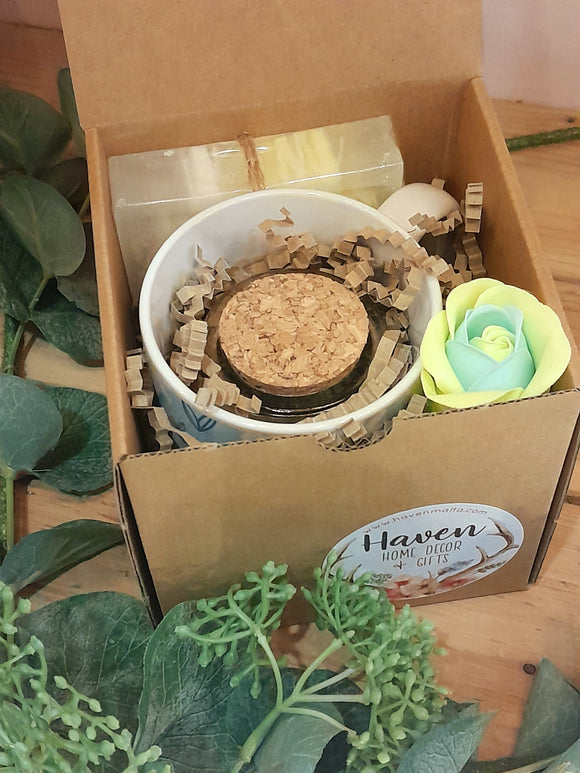 HUG IN A MUG - Gift Box (D)