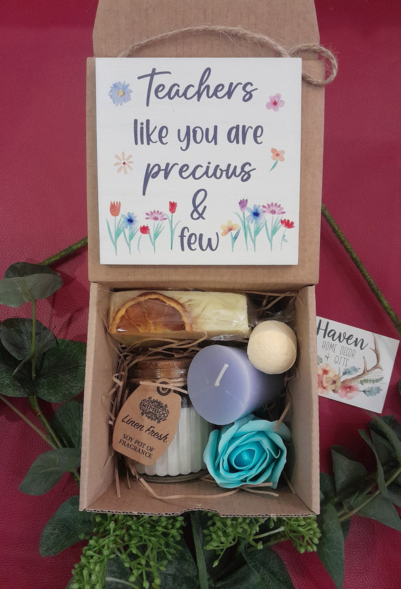 TEACHERS LIKE YOU ARE PRECIOUS & FEW  - Gift Box  (sign)