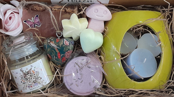 SPRING BUNNY - Gift Box (B)