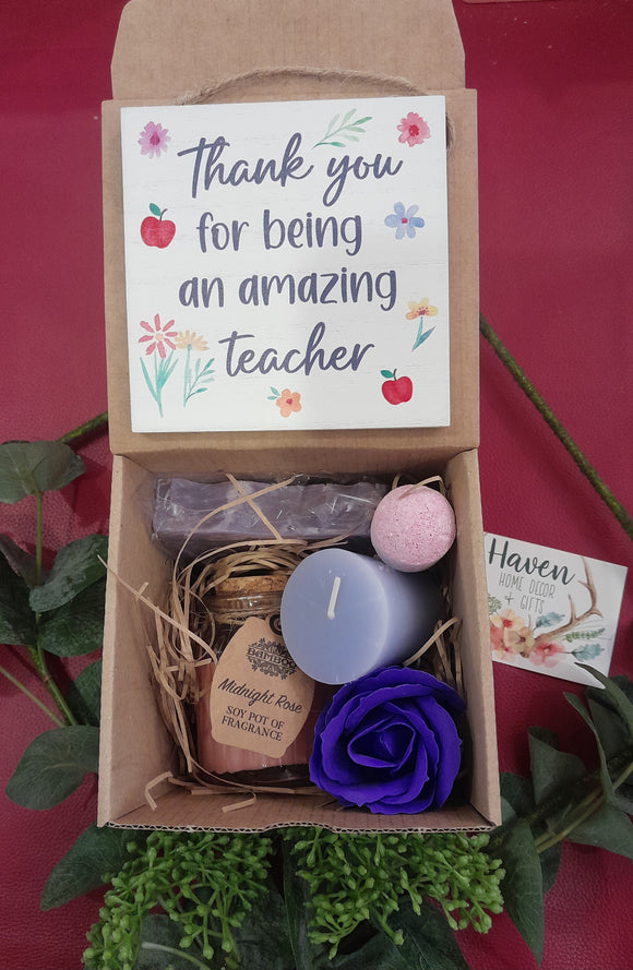 THANK YOU FOR BEING AN AMAZING TEACHER  - Gift Box  (sign)